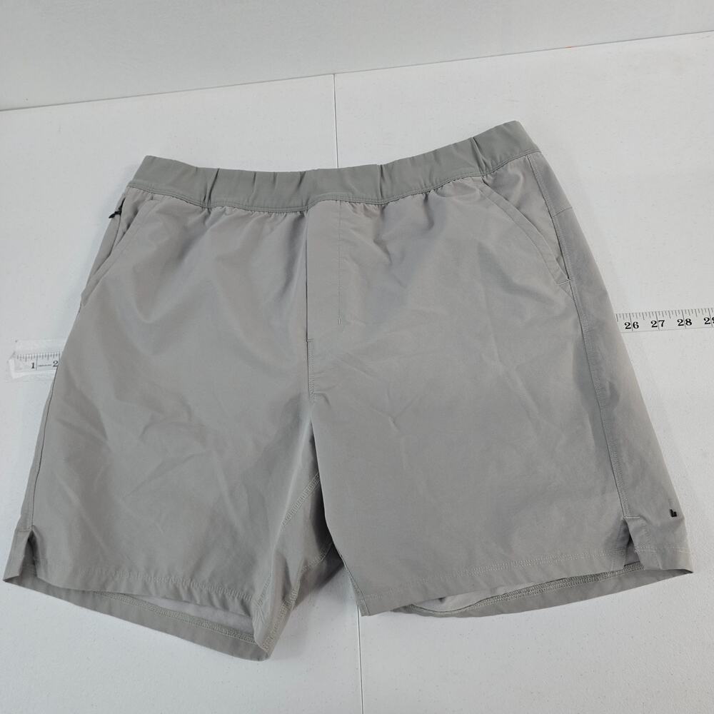 Public Rec Men’s Gray Stretch Athletic Shorts Size 40 Lightweight Polyester 6216